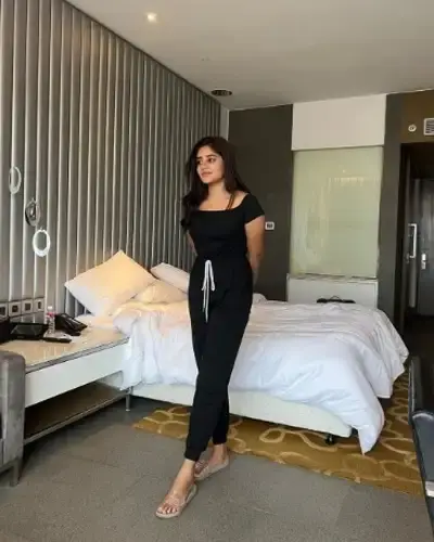 Call Girls Mendarda Cash On Delivery